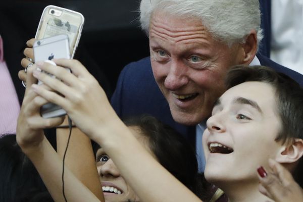 Hey, Mr. President! Let's Take a Selfie Together Hey, Mr. President! Let's Take a Selfie Together - Sputnik International