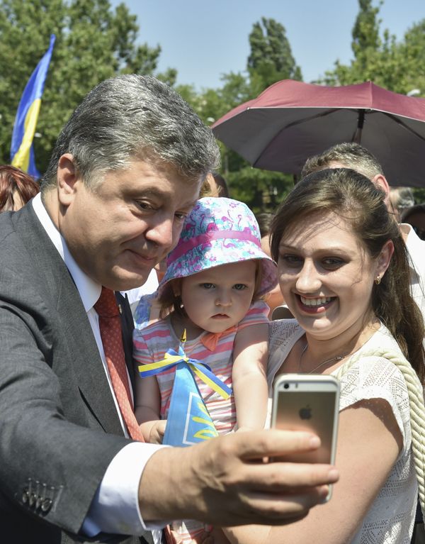 Hey, Mr. President! Let's Take a Selfie Together Hey, Mr. President! Let's Take a Selfie Together - Sputnik International