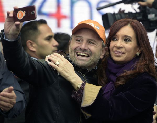Hey, Mr. President! Let's Take a Selfie Together Hey, Mr. President! Let's Take a Selfie Together - Sputnik International