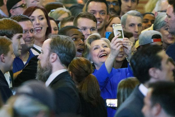 Hey, Mr. President! Let's Take a Selfie Together Hey, Mr. President! Let's Take a Selfie Together - Sputnik International