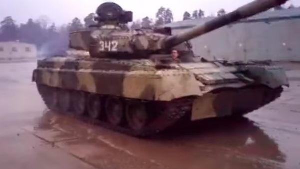 Drift the T-80UD - Sputnik International