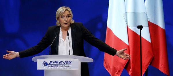 Marine Le Pen, French National Front (FN) political party leader and candidate for French 2017 presidential election, attends a political rally in Saint-Herblain near Nantes, France, February 26, 2017. Marine Le Pen, French National Front (FN) political party leader and candidate for French 2017 presidential election, attends a political rally in Saint-Herblain near Nantes, France, February 26, 2017. - Sputnik International