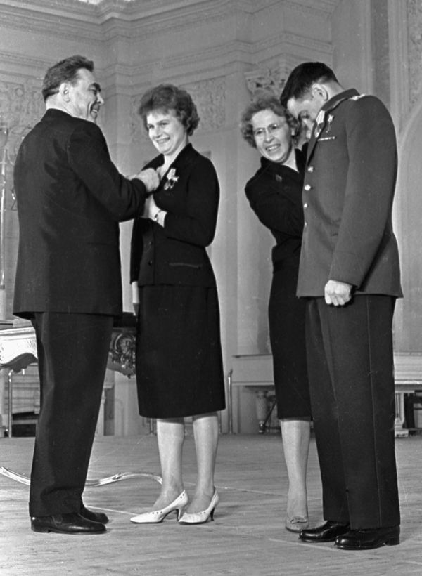 Legendary Soviet Cosmonaut Who Became First Woman in Space Legendary Soviet Cosmonaut Who Became First Woman in Space - Sputnik International