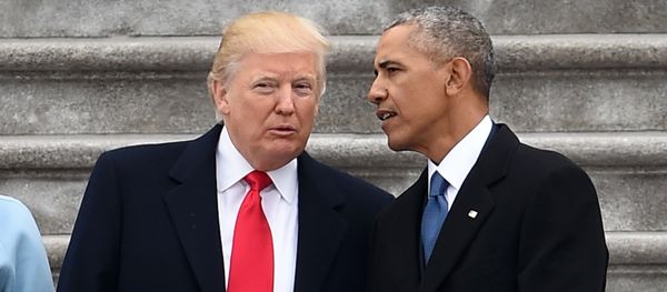 President Donald Trump and former President Barack Obama talk on the East front steps of the US Capitol after inauguration ceremonies on January 20, 2017 in Washington, DC. - Sputnik International