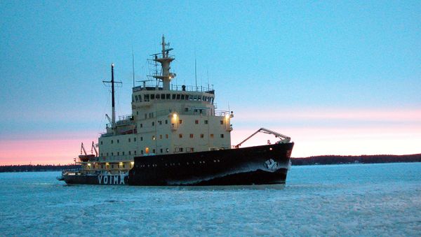 Finnish icebreaker Voima - Sputnik International