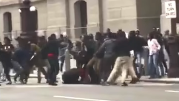 Teen violence occurs in Center City, Philadelphia, March 6 2017. - Sputnik International