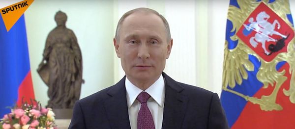 Putin Congratulates Russian Women On International Women's Day - Sputnik International