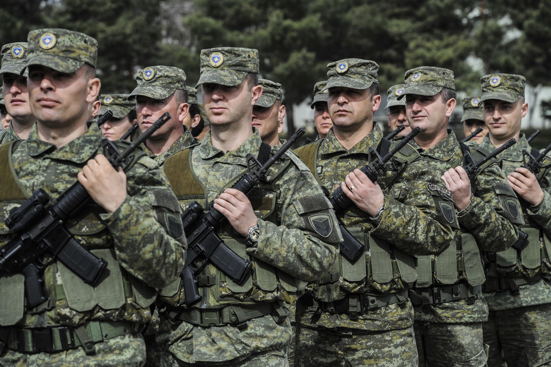 Members of Kosovo Security Force (KSF) attend a ceremony marking the 19th anniversary of Kosovo Liberation Army (KLA) Commander Adem Jashari death, in capital Pristina, Kosovo in this photo taken on Sunday, March 5, 2017 Members of Kosovo Security Force (KSF) attend a ceremony marking the 19th anniversary of Kosovo Liberation Army (KLA) Commander Adem Jashari death, in capital Pristina, Kosovo in this photo taken on Sunday, March 5, 2017 - Sputnik International, 1920, 15.09.2021