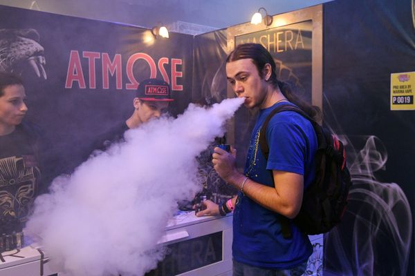 A visitor to RusskiVape, the third professional vape industry expo in Moscow A visitor to RusskiVape, the third professional vape industry expo in Moscow - Sputnik International