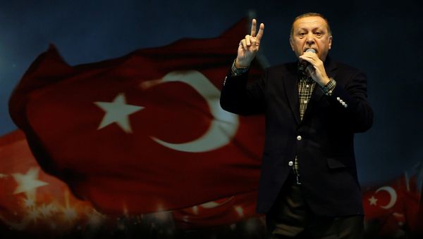 Turkish President Tayyip Erdogan makes a speech during a Women's Day rally in Istanbul, Turkey, March 5, 2017 - Sputnik International
