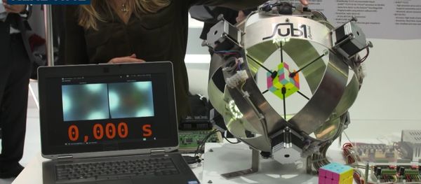Fastest robot to solve a Rubik's Cube - Guinness World Records Fastest robot to solve a Rubik's Cube - Guinness World Records - Sputnik International