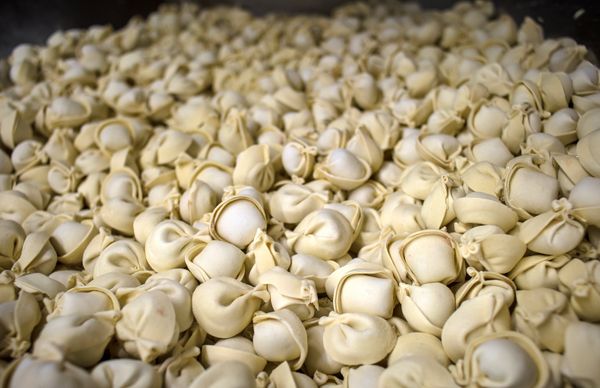 Pelmeni production facility in St. Petersburg - Sputnik International
