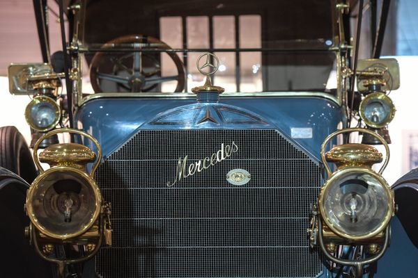 Old and Fashioned: Nicholas II Vintage Cars on Display in Moscow Old and Fashioned: Nicholas II Vintage Cars on Display in Moscow - Sputnik International