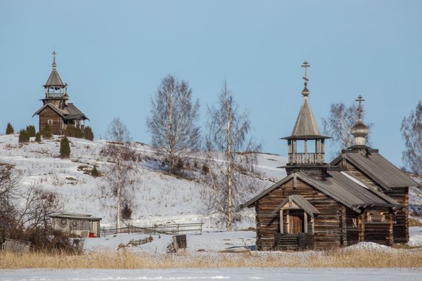Chapel of the Holy Image of the Savior from the village of Vigovo and Chapel of the Assumption of the Virgin from the village of Vasilievo in the Kizhi Museum. - Sputnik International