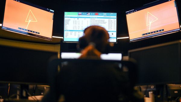 An employee at the Kaspersky Lab office in Moscow - Sputnik International