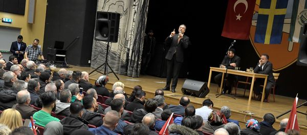 Turkish politician Mehmet Mehdi Eker is pictured during a campaign meeting in Fittja in southern Stockholm, Sweden, March 12, 2017. Turkish politician Mehmet Mehdi Eker is pictured during a campaign meeting in Fittja in southern Stockholm, Sweden, March 12, 2017. - Sputnik International