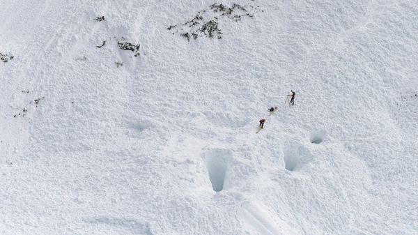 The site where a 700m long avalanche left 4 people dead is pictured in the area of the Jochgrubkopf peak in Tyrol, Austria on March 16, 2017 - Sputnik International