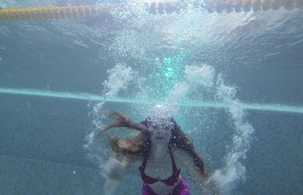 Aquatic Fairytale: A Moscow School Teaches Women How to Become Mermaids - Sputnik International