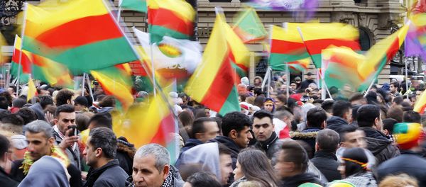 Thousands of Kurds celebrate the Newroz spring festival and protest against Turkish President Erdogan. - Sputnik International