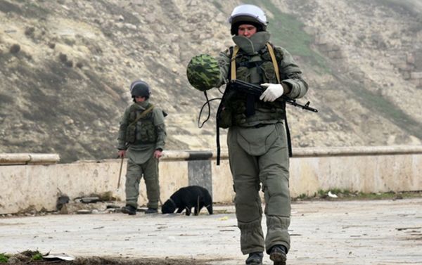 Russian bomb technicians demine Citadel of Aleppo Russian bomb technicians demine Citadel of Aleppo - Sputnik International