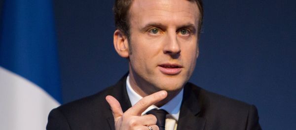French presidential candidate Emmanuel Macron presents his program - Sputnik International