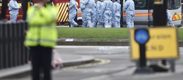 Police officers work in Westminster the morning after an attack in London, Britain, March 23, 2017. Police officers work in Westminster the morning after an attack in London, Britain, March 23, 2017. - Sputnik International
