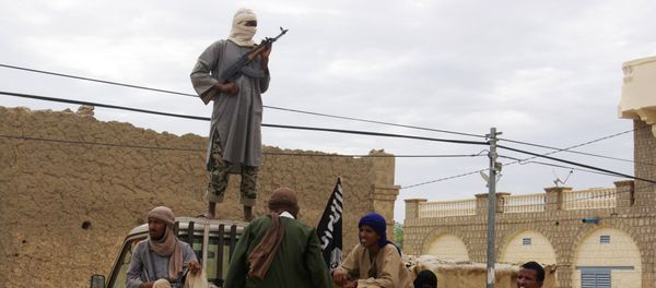 Fighters from the al-Qaida-linked Islamist group stand guard in Timbuktu, Mali (File) - Sputnik International
