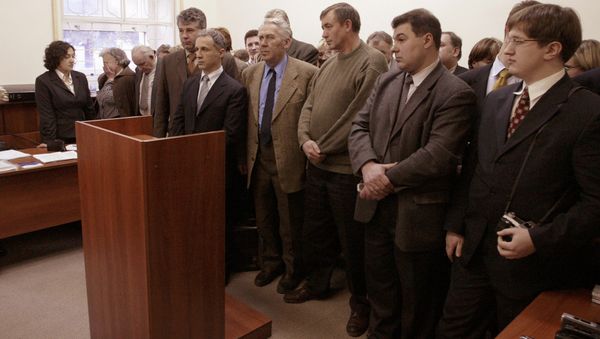 Members of Jehovah's Witnesses listen to the judge's verdict in a court room in Moscow (File) - Sputnik International