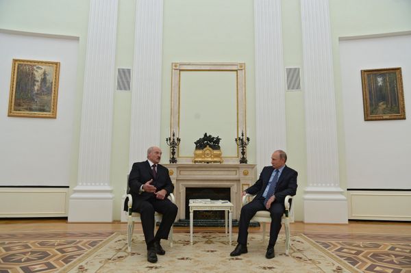 President Vladimir Putin's working meeting with Belarusian President Alexander Lukashenko, November 22, 2016. President Vladimir Putin's working meeting with Belarusian President Alexander Lukashenko, November 22, 2016. - Sputnik International