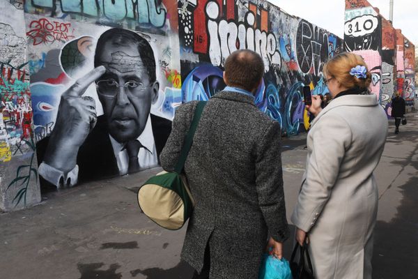 Celebrated in the Streets: Politicians Immortalized by Striking Graffiti Images - Sputnik International