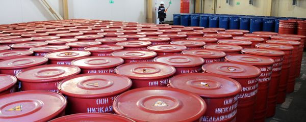 An individual works in the main building of the Khiagda enterprise in the Bauntovsky district of the Republic of Buryatia. Khiagda (part of Atomredmetzoloto, or ARMZ, the uranium holding of Rosatom State Corporation) is beginning preparations for the development of the Istochnoye and Verhinskoye natural uranium deposits at the Khiagda ore field in Buryatia An individual works in the main building of the Khiagda enterprise in the Bauntovsky district of the Republic of Buryatia. Khiagda (part of Atomredmetzoloto, or ARMZ, the uranium holding of Rosatom State Corporation) is beginning preparations for the development of the Istochnoye and Verhinskoye natural uranium deposits at the Khiagda ore field in Buryatia - Sputnik International