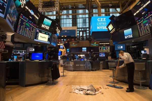 Stocks Plunge Over Double-Threat of Crashing Crude Prices and Coronavirus-Driven Recession Fears - Sputnik International
