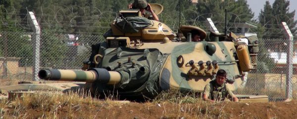 A Turkish army tank stationed near the Syrian border, in Suruc, Turkey, Saturday, Sept. 3, 2016. A Turkish army tank stationed near the Syrian border, in Suruc, Turkey, Saturday, Sept. 3, 2016. - Sputnik International