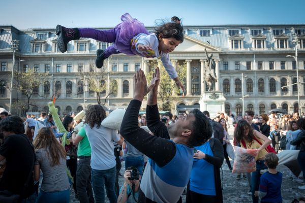 International Pillow Fight Day: Feathered Fun Around the World International Pillow Fight Day: Feathered Fun Around the World - Sputnik International
