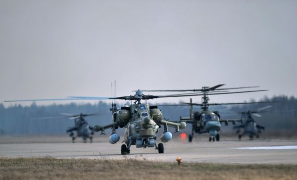 Mi-28N and Ka-52 helicopters - Sputnik International