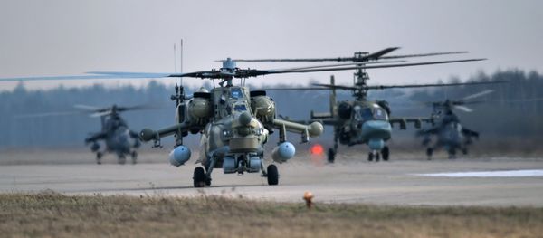 Mi-28N and Ka-52 helicopters - Sputnik International