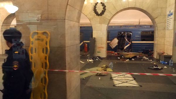 A picture shows the damaged train carriage at Technological Institute metro station in Saint Petersburg on April 3, 2017 - Sputnik International