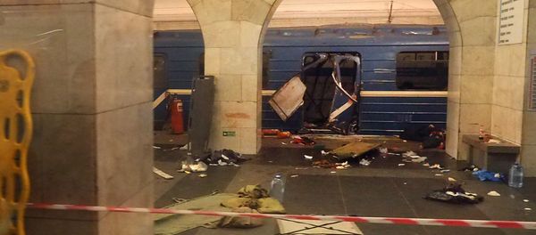 A picture shows the damaged train carriage at Technological Institute metro station in Saint Petersburg on April 3, 2017 - Sputnik International