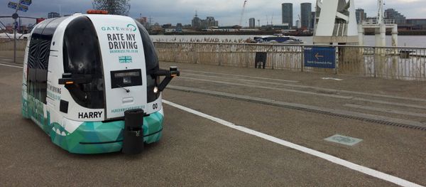 Driverless shuttlebus - Sputnik International