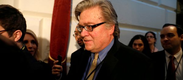 White House Chief Strategist Steve Bannon departs after a meeting about the American Health Care Act on Capitol Hill in Washington, D.C., U.S. (File) - Sputnik International