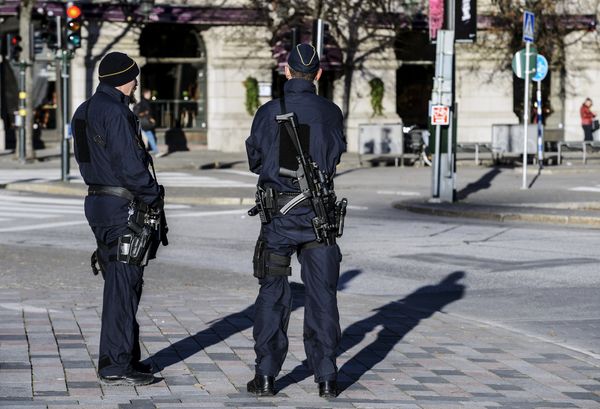 Stone-Throwing, No-Go Zones & Rape: Sweden Starts Looking at Migration Problem With New Eyes Stone-Throwing, No-Go Zones & Rape: Sweden Starts Looking at Migration Problem With New Eyes - Sputnik International