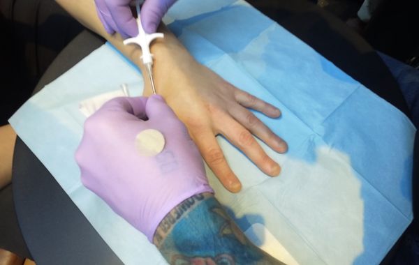 The implant session at Epicenter - Sputnik International