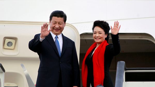 Chinese President Xi Jinping (L) and First Lady Peng Liyuan. (File) Chinese President Xi Jinping (L) and First Lady Peng Liyuan. (File) - Sputnik International