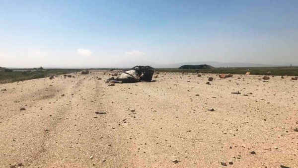 US strikes Syrian military airfield - Sputnik International