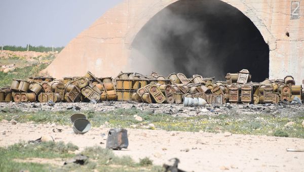 US missile attack on the Syrian airfield US missile attack on the Syrian airfield - Sputnik International