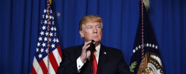 President Donald Trump speaks at Mar-a-Lago in Palm Beach, Fla., Thursday, April 6, 2017, after the U.S. fired a barrage of cruise missiles into Syria Thursday night in retaliation for this week's gruesome chemical weapons attack against civilians. - Sputnik International