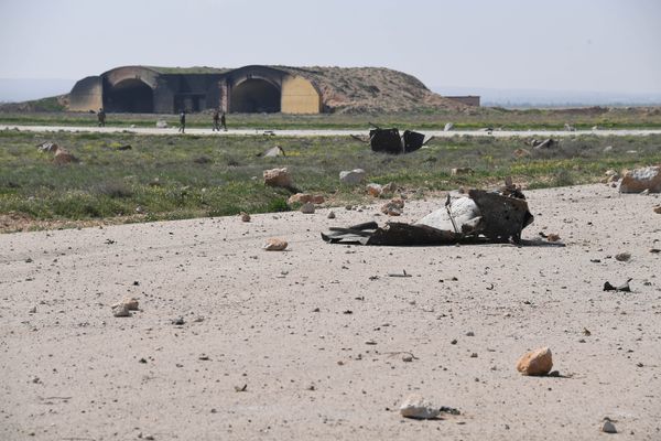 The aftermath of a US missile strike at the Shayrat military field in Syria The aftermath of a US missile strike at the Shayrat military field in Syria - Sputnik International