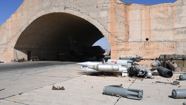 Aftermath of the US missile attack on a Syrian military airbase - Sputnik International