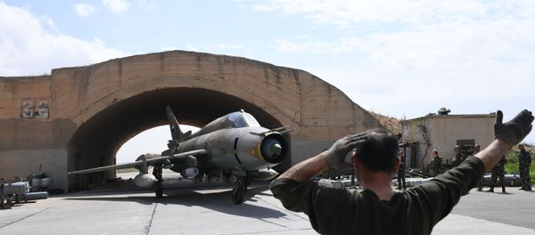 Syrian Air Force Base Back in Operation One Day After US Missile Attack - Sputnik International