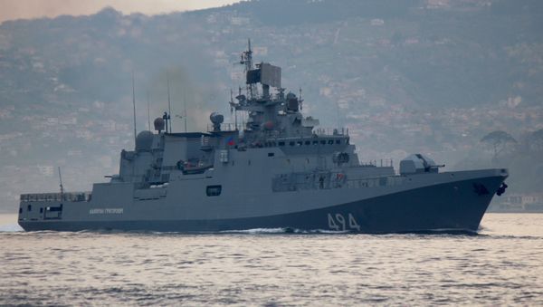 The Russian Navy's frigate Admiral Grigorovich sails in the Bosphorus on its way to the Mediterranean Sea, in Istanbul, Turkey April 7, 2017 - Sputnik International